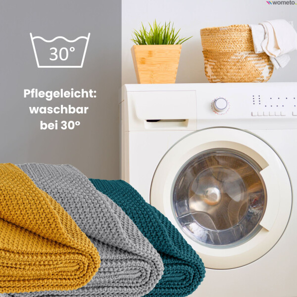 Strickdecke beige